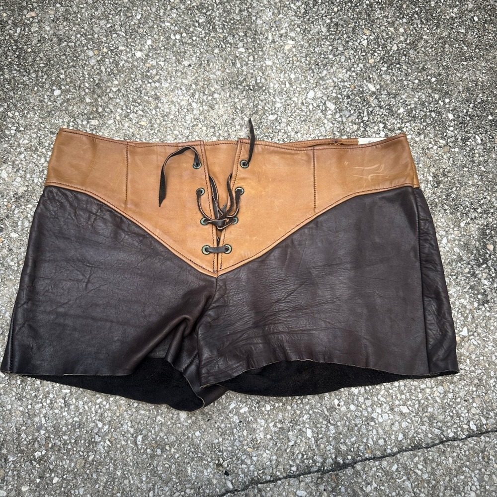 Vintage Merlin Feather and Lace Works San Francisco Two Tone Leather Shorts 34